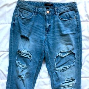 Refuge ripped crop jeans sz 10 100% cotton